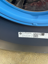 Load image into Gallery viewer, GE Profile 5.3 cu Ft Washer - 6884