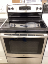 Load image into Gallery viewer, GE Electric Stove - 5513