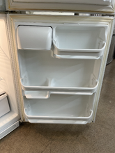Load image into Gallery viewer, Frigidaire Refrigerator - 5504