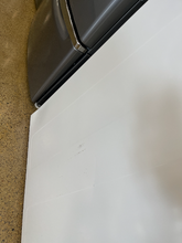 Load image into Gallery viewer, Whirlpool Washer and Gas Dryer Set - 6219 - 6220