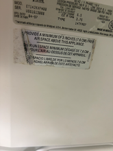 Load image into Gallery viewer, (T08747) Whirlpool Refrigerator - 8747