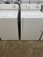 Load image into Gallery viewer, (T08812) Maytag Washer and Electric Dryer Set - 8641-8642