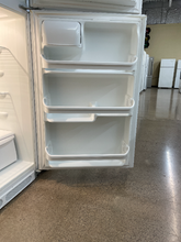 Load image into Gallery viewer, Frigidaire Refrigerator - 5320