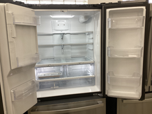 Load image into Gallery viewer, (T08960) GE 20.6 cu ft Fingerprint Resistant Stainless Refrigerator - 8960