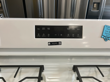 Load image into Gallery viewer, GE White Gas Stove - 7046
