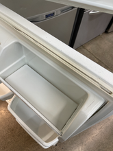 Load image into Gallery viewer, Whirlpool Refrigerator - 5620