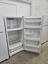 Load image into Gallery viewer, Hotpoint Refrigerator - 8147