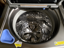 Load image into Gallery viewer, (T08633) LG Washer - 8633