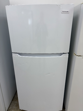 Load image into Gallery viewer, (T08924) Frigidaire Refrigerator - 8924