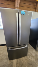 Load image into Gallery viewer, (T08442) GE - 24.7 cu ft French Door Refrigerator - 8442