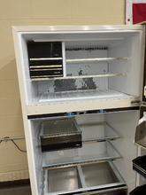 Load image into Gallery viewer, Whirlpool Refrigerator - 3905