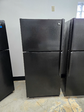 Load image into Gallery viewer, (T09180) Whirlpool Refrigerator - 9180