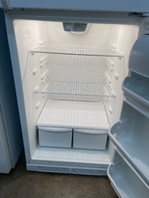 Load image into Gallery viewer, Frigidaire Refrigerator - 5320