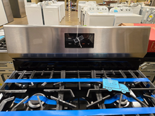 Load image into Gallery viewer, Frigidaire Stainless 5 Burner Gas Stove - 7691