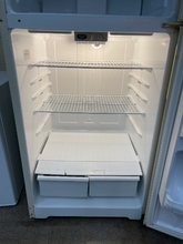 Load image into Gallery viewer, Hotpoint Bisque Refrigerator - 5584