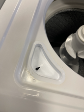 Load image into Gallery viewer, Kenmore Washer - 5766