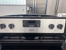 Load image into Gallery viewer, (T08916) Whirlpool Electric Stove - 8916