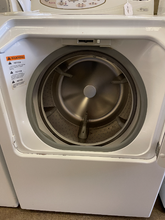 Load image into Gallery viewer, Maytag Neptune Front Load Washer - 5661