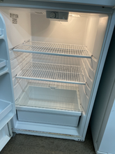 Load image into Gallery viewer, Whirlpool Refrigerator - 5355
