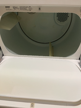 Load image into Gallery viewer, Kenmore Washer and Gas Dryer Set - 5608 - 5406