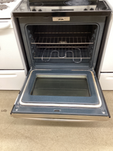 Load image into Gallery viewer, GE Electric Stove - 5512