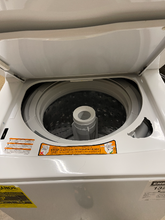 Load image into Gallery viewer, GE 2.3 cu ft Washer and Gas Dryer Set - 5112