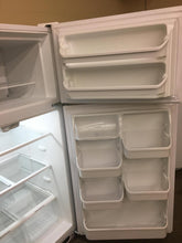 Load image into Gallery viewer, Kenmore Refrigerator - 6946