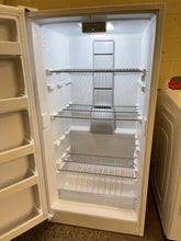 Load image into Gallery viewer, Whirlpool Freezer - 0945