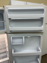 Load image into Gallery viewer, Hotpoint Refrigerator - 1887