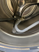 Load image into Gallery viewer, Kenmore Elite Front Load Washer w/ Pedestal - 6486