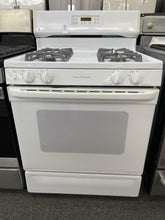 Load image into Gallery viewer, GE Gas Stove - 8775