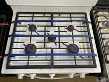 Load image into Gallery viewer, Whirlpool Gas Stove - 3671
