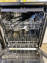 Load image into Gallery viewer, Whirlpool Dishwasher - 3450