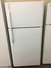 Load image into Gallery viewer, Kenmore Refrigerator - 6946