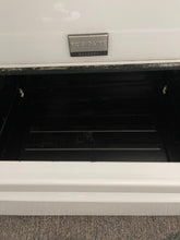 Load image into Gallery viewer, Frigidaire Electric Stove - 3911