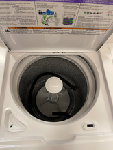 Load image into Gallery viewer, Amana Washer and Gas Dryer Set - 3767 - 2573