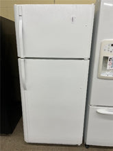 Load image into Gallery viewer, Kenmore Refrigerator - 1014