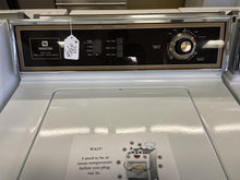 Load image into Gallery viewer, Maytag Washer and Gas Dryer Set - 7342 - 6452