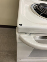 Load image into Gallery viewer, GE Bisque Electric Coil Stove - 8840