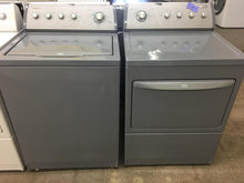 Load image into Gallery viewer, Whirlpool Washer and Gas Dryer - 8096 - 5147
