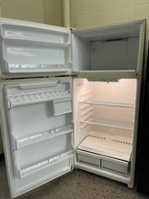 Load image into Gallery viewer, Kenmore Refrigerator - 5268