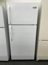 Load image into Gallery viewer, Frigidaire Refrigerator - 3090