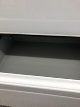 Load image into Gallery viewer, KitchenAid Electric Glass Top Stove - 1132