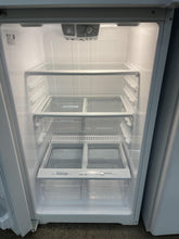 Load image into Gallery viewer, GE Refrigerator - 3800