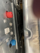 Load image into Gallery viewer, Amana Washer and Gas Dryer 0415 - 9083