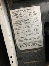 Load image into Gallery viewer, GE Gas Stove - 0817
