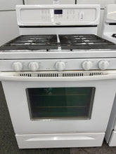 Load image into Gallery viewer, Whirlpool Gas Stove - 3996