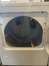 Load image into Gallery viewer, Amana Washer and Gas Dryer Set - 2599 - 2602