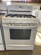 Load image into Gallery viewer, Kenmore Gas Stove - 4915
