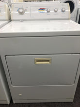 Load image into Gallery viewer, Whirlpool Washer and Gas Dryer Set - 7873-7668